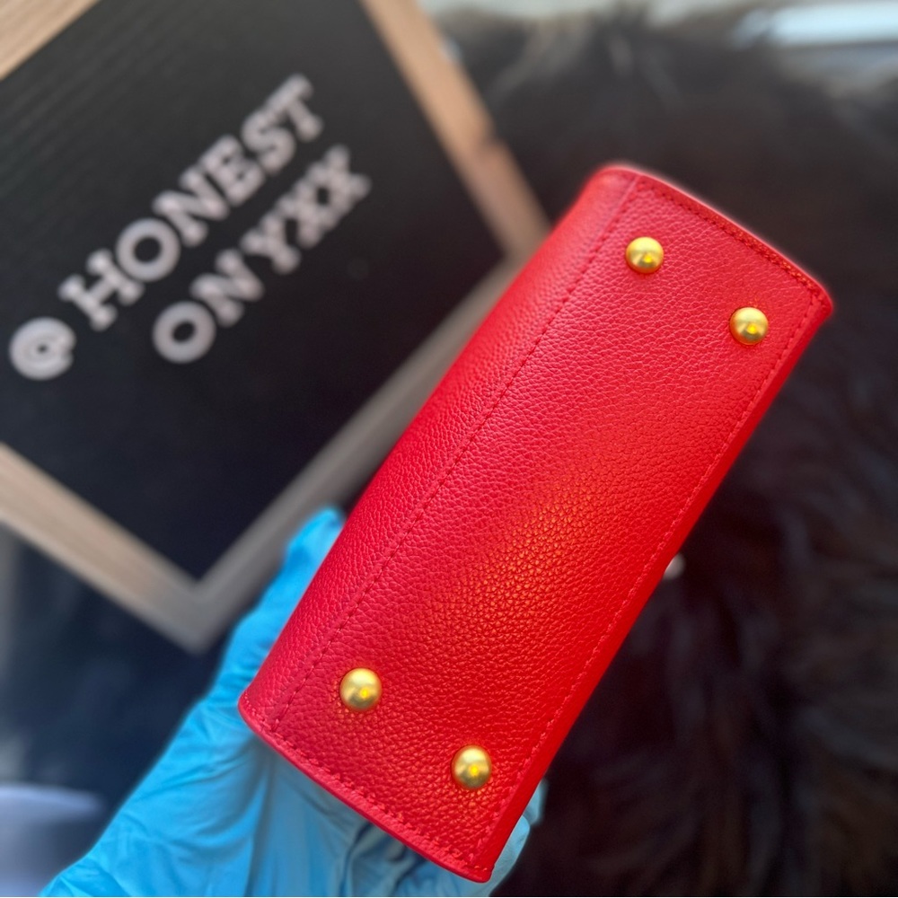 Brandon Blackwood red ESR tote with gold hardware - Picture 4 of 6